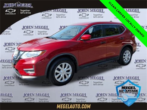 Used 2017 Nissan Rogue S image 1