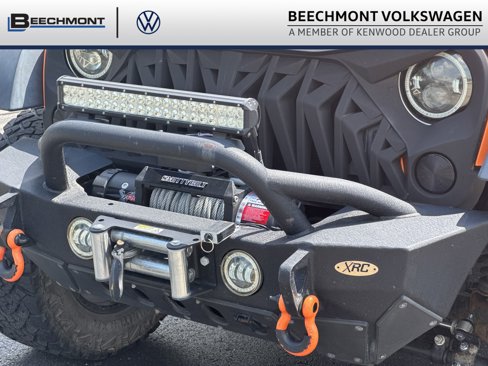 Used 2012 Jeep Wrangler Unlimited Sport w/ Connectivity Group image 9