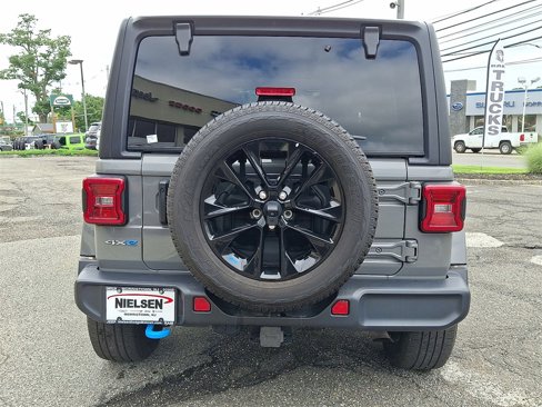 Used 2023 Jeep Wrangler Unlimited Sahara image 28