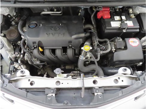 Used 2015 Toyota Yaris L image 24