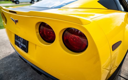 Used 2006 Chevrolet Corvette Z06 w/ Preferred Equipment Group image 57