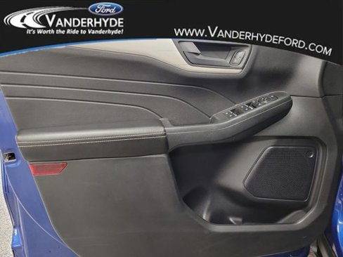 Used 2022 Ford Escape SE image 16