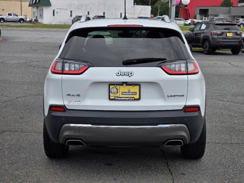 Used 2019 Jeep Cherokee Limited image 25
