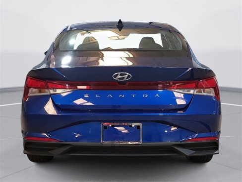Certified 2023 Hyundai Elantra SEL w/ Convenience Package image 6
