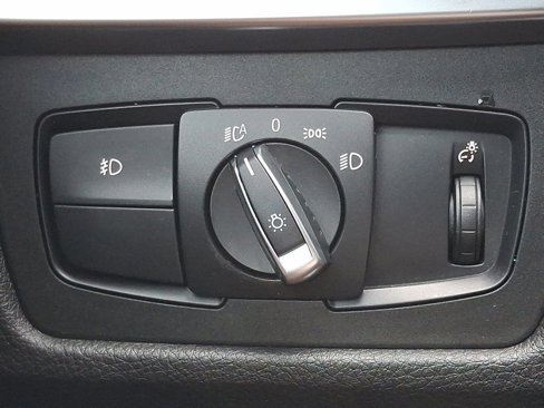 Used 2017 BMW 330i xDrive Sedan image 33