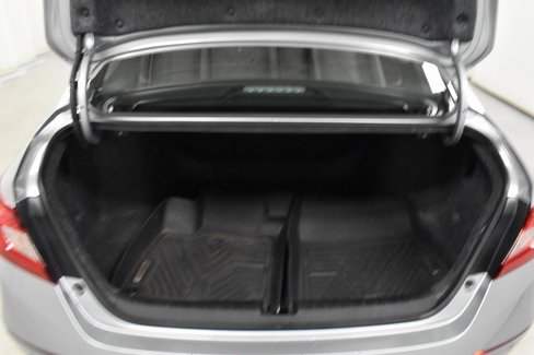 Used 2022 Honda Accord EX-L image 11