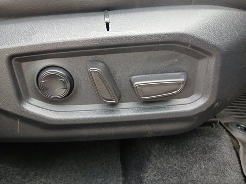 Used 2022 Toyota Tundra SR5 image 32