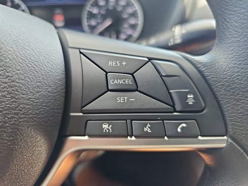 New 2025 Nissan Sentra SV image 8