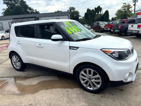 Used 2018 Kia Soul + image 5