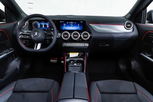 New 2025 Mercedes-Benz GLA 250 4MATIC image 6