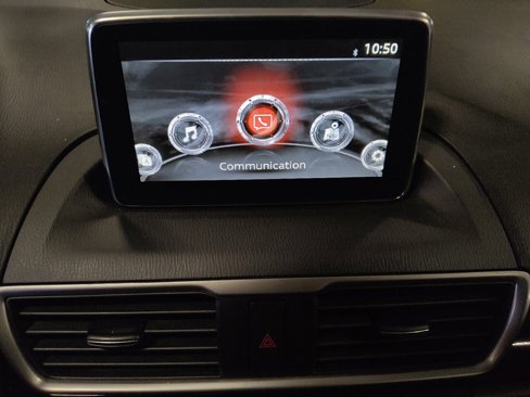 Used 2016 MAZDA MAZDA3 i Grand Touring image 25