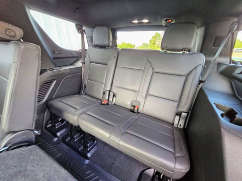 Used 2023 Chevrolet Tahoe LT w/ Luxury Package image 13