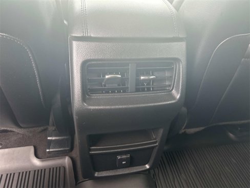 Used 2020 Ford Edge SEL w/ Cold Weather Package image 16