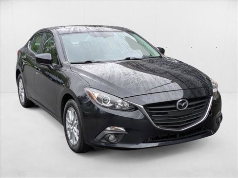 Used 2016 MAZDA MAZDA3 i Touring w/ Popular Equipment Package image 3