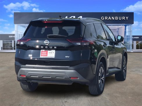 Used 2021 Nissan Rogue SV w/ Premium Package image 5