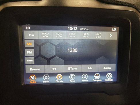 Used 2019 Jeep Renegade Latitude image 25