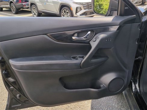 Used 2020 Nissan Rogue SL image 10