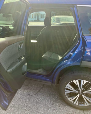 Used 2023 Nissan Rogue SV image 14