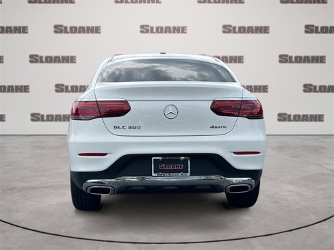 Used 2020 Mercedes-Benz GLC 300 4MATIC Coupe image 4