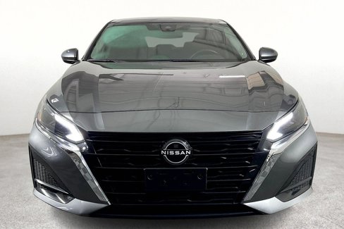 Used 2023 Nissan Altima 2.5 S image 5