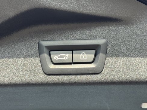 Certified 2023 BMW X5 sDrive40i w/ Parking Assistance Package image 17