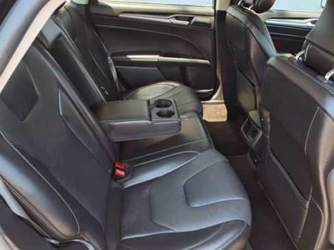 Used 2014 Ford Fusion Energi Titanium image 21