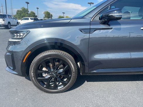 Used 2023 Kia Sorento SX image 8
