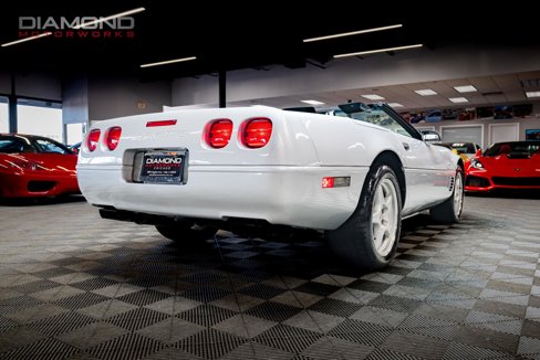 Used 1996 Chevrolet Corvette Convertible image 24