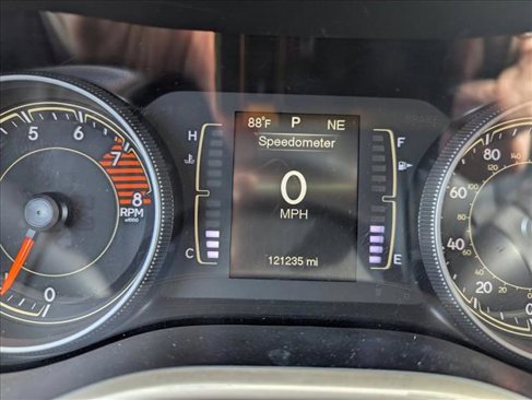 Used 2016 Jeep Cherokee 75th Anniversary image 15