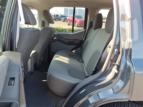 Used 2014 Nissan Xterra S image 5