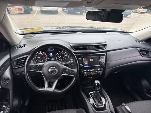 Certified 2019 Nissan Rogue SV image 8
