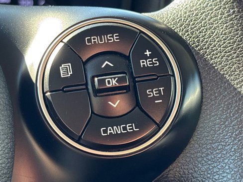Used 2022 Kia Soul LX image 24