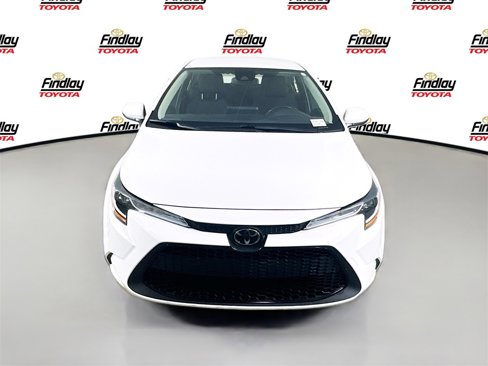Certified 2022 Toyota Corolla LE image 2