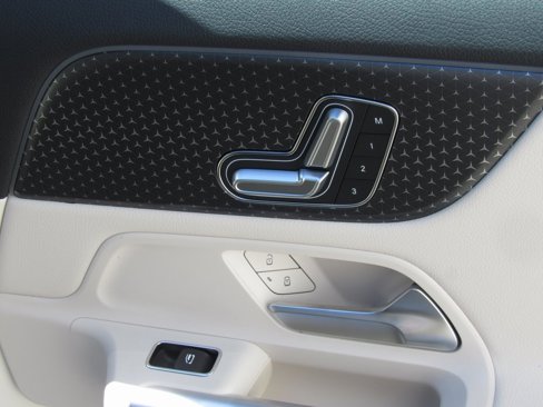 Certified 2025 Mercedes-Benz GLA 250 4MATIC image 22