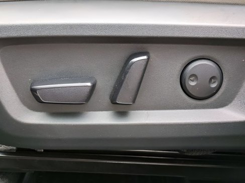 Used 2023 Nissan Rogue SL w/ SL Premium Package image 17