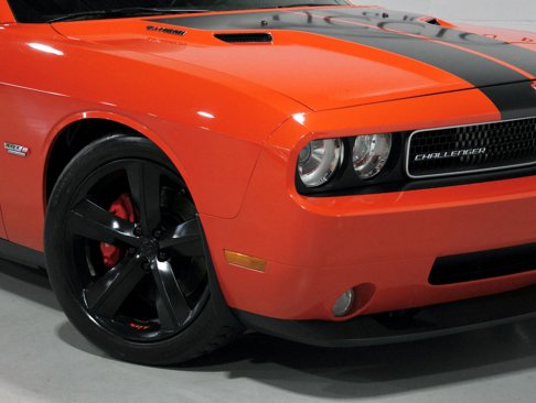 Used 2009 Dodge Challenger SRT8 image 40
