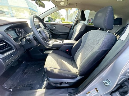 Used 2023 Nissan Rogue SV image 20