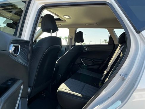 Used 2024 Kia Soul EX image 15