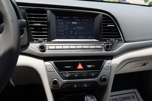 Used 2018 Hyundai Elantra SEL image 8