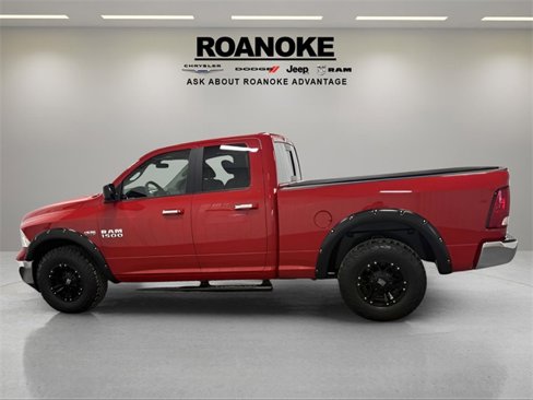 Used 2017 RAM 1500 Classic SLT image 3