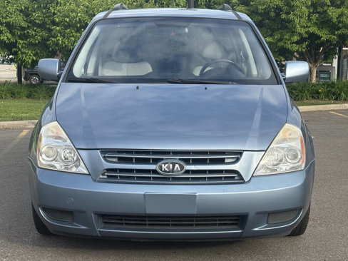 Used 2010 Kia Sedona image 4