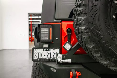 Used 2018 Jeep Wrangler Rubicon w/ Cold Weather Group image 29