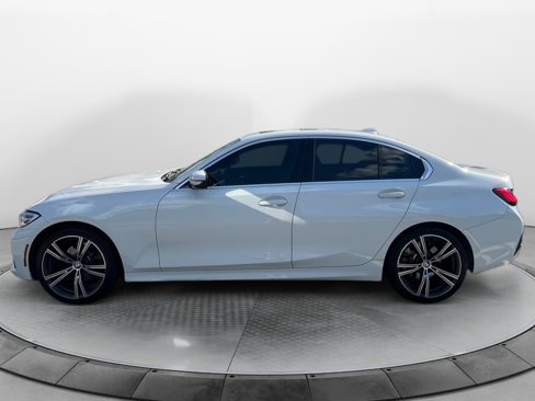 Used 2021 BMW 330i Sedan w/ Premium Package image 4