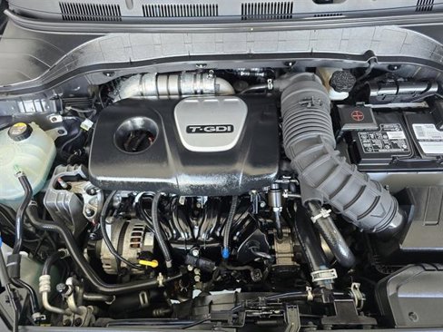 Used 2018 Hyundai Kona Limited image 24