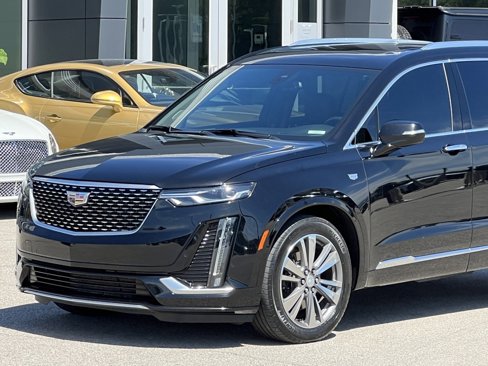 Used 2021 Cadillac XT6 Premium Luxury w/ LPO, Floor Liner Package image 12