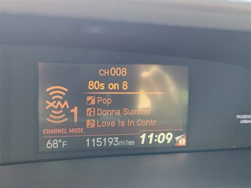 Used 2013 Honda Civic Hybrid Sedan image 24