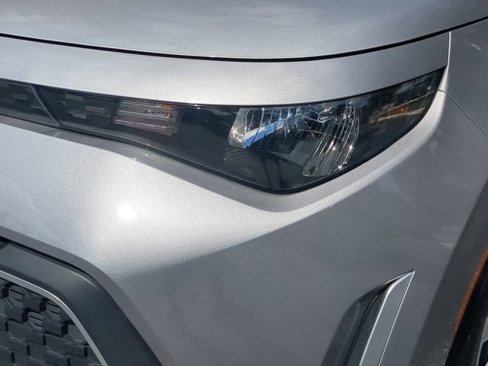 Used 2023 Kia Soul LX image 10