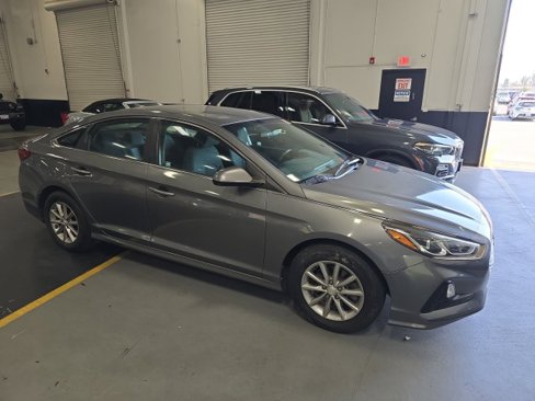 Used 2019 Hyundai Sonata SE image 3