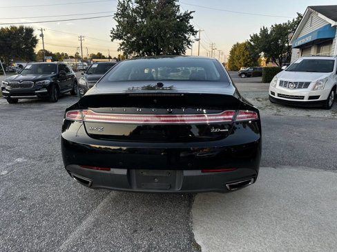 Used 2016 Lincoln MKZ image 5