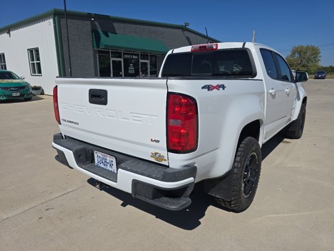 Used 2022 Chevrolet Colorado LT w/ LT Convenience Package image 6